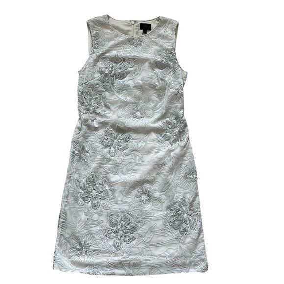 Banana Republic Ivory Sequin Floral Shift Dress Size 0 NWT Elegant Occasion - Picture 3 of 10